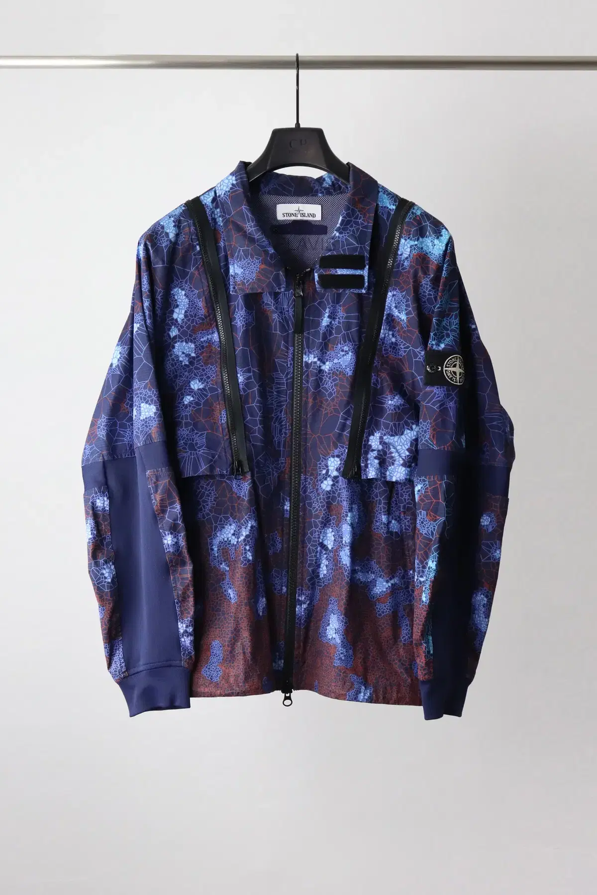 Stone Island 19FW Heatactive Jacket XL sells.