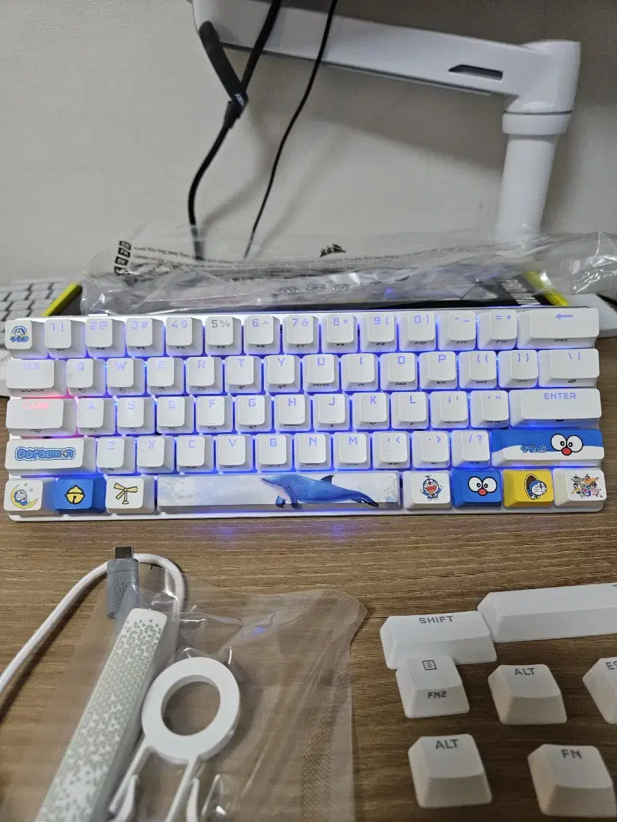 커세어 K70 PRO MINI+팜레스트