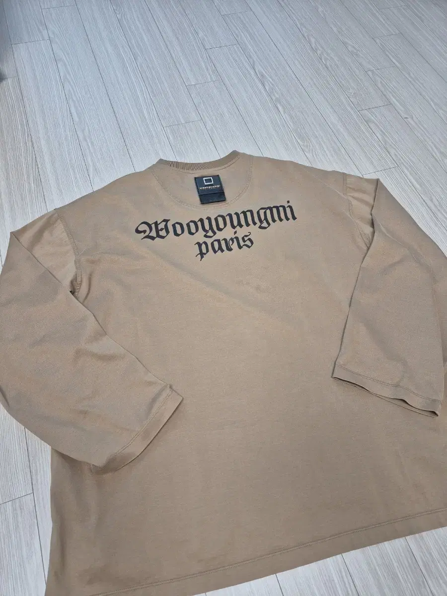 wooyoung mee long sleeve(size 48)