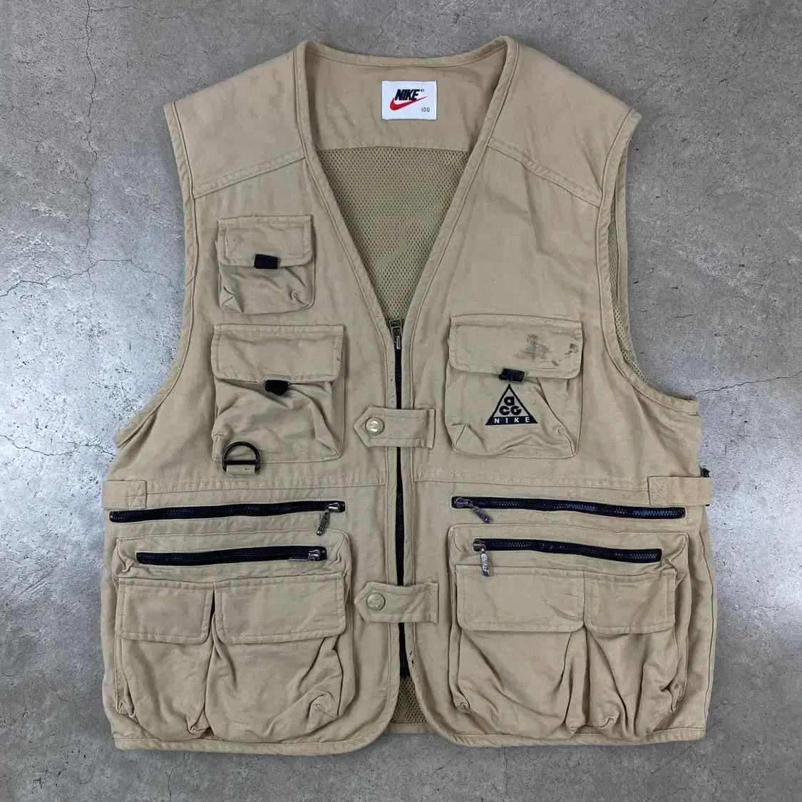 Nike ACG Logo Beige Utility Vest