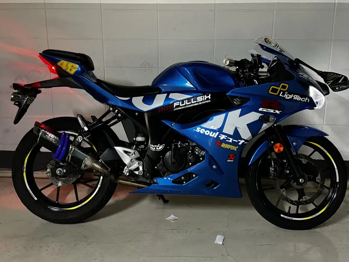 (개인) 스즈키gsx-r125 요시무라 19년식2만 중반 픽시대차 써론대