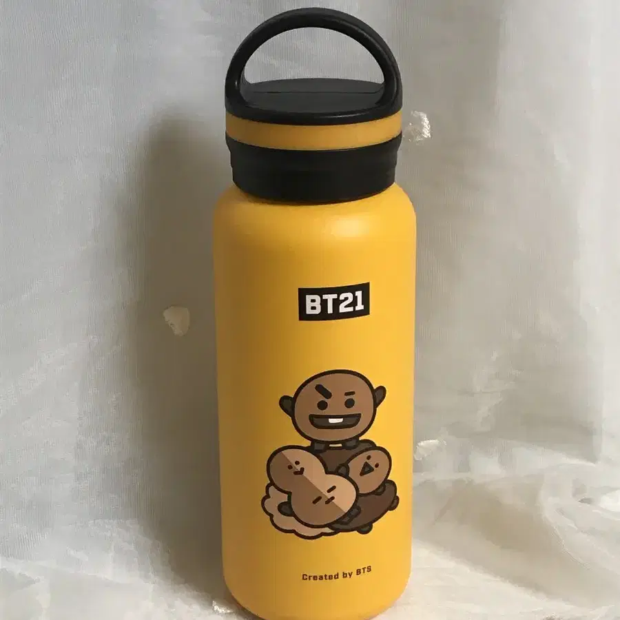 BT21 슈키 손잡이 달린 텀블러 새상품:)!!