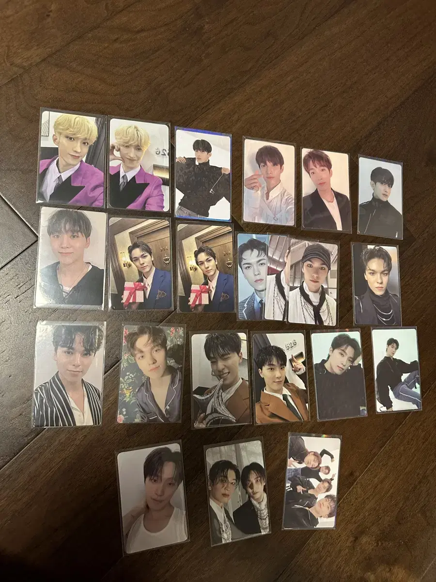 Seventeen photocard sold