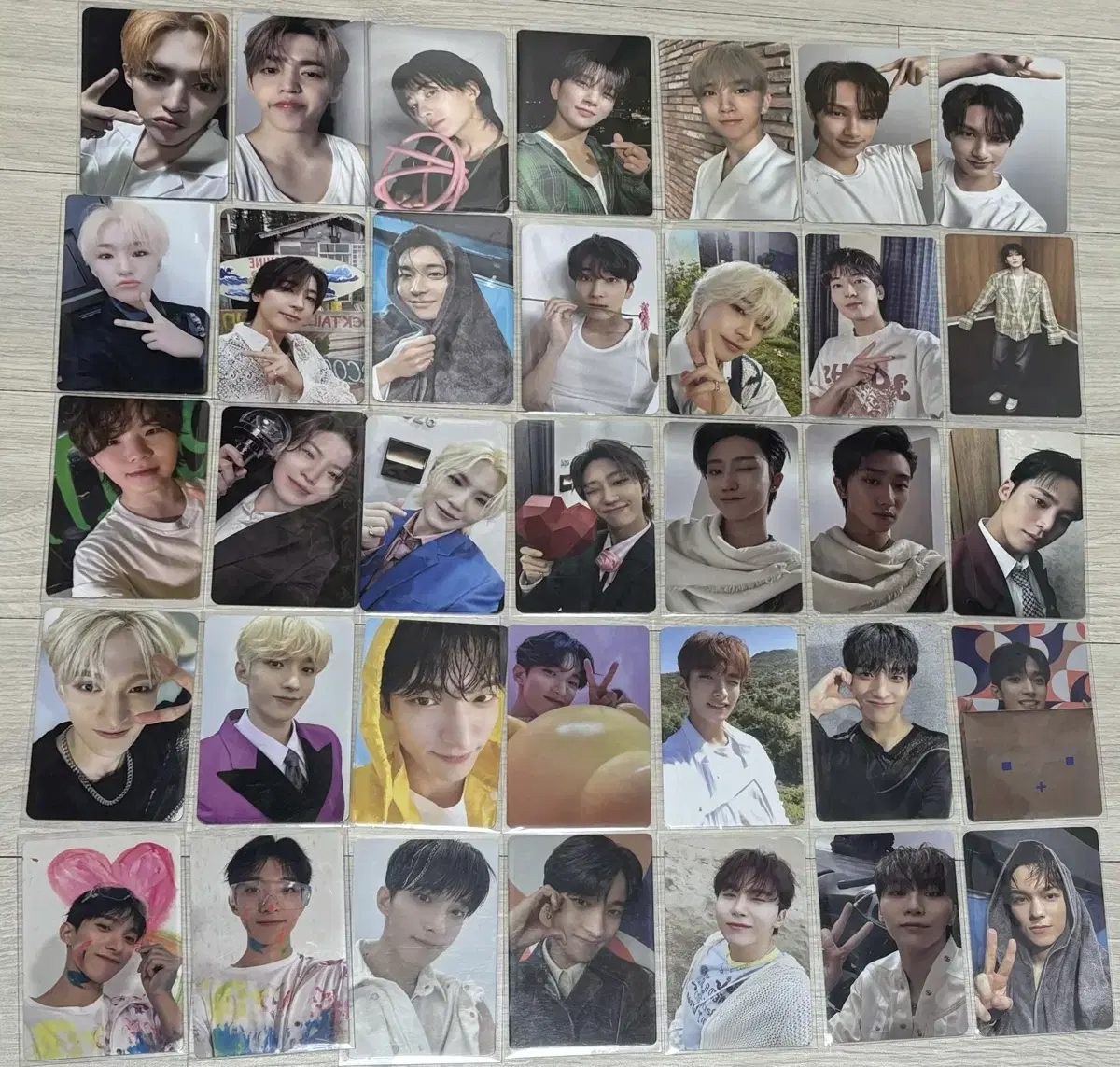 Seungcheol Jeonghan JeongJisoo JunHwi Soon Young Won Wooji Hoon Myungho Min Kyu Seok Min Seungkwan Hansol photocard WTS