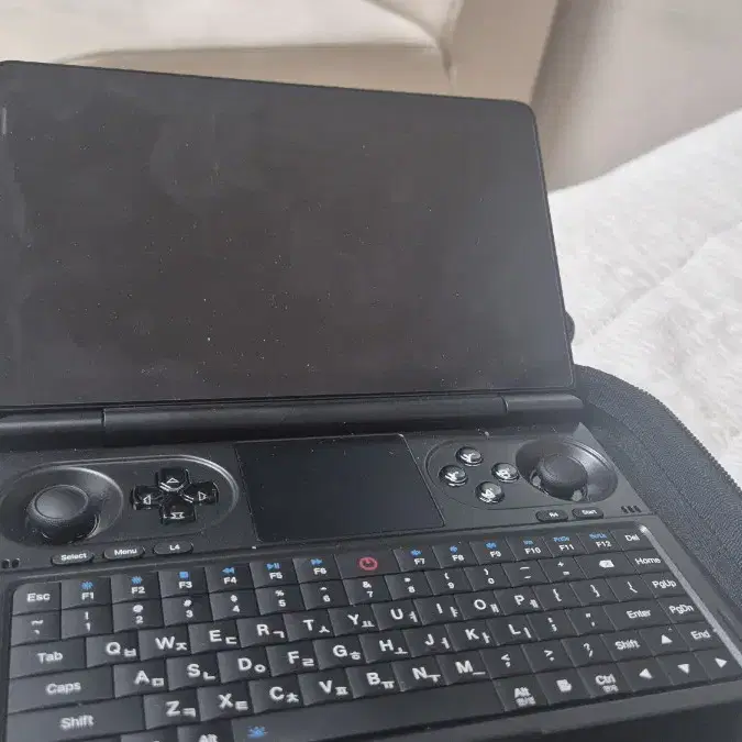 gpd win mini 윈미니 8840u