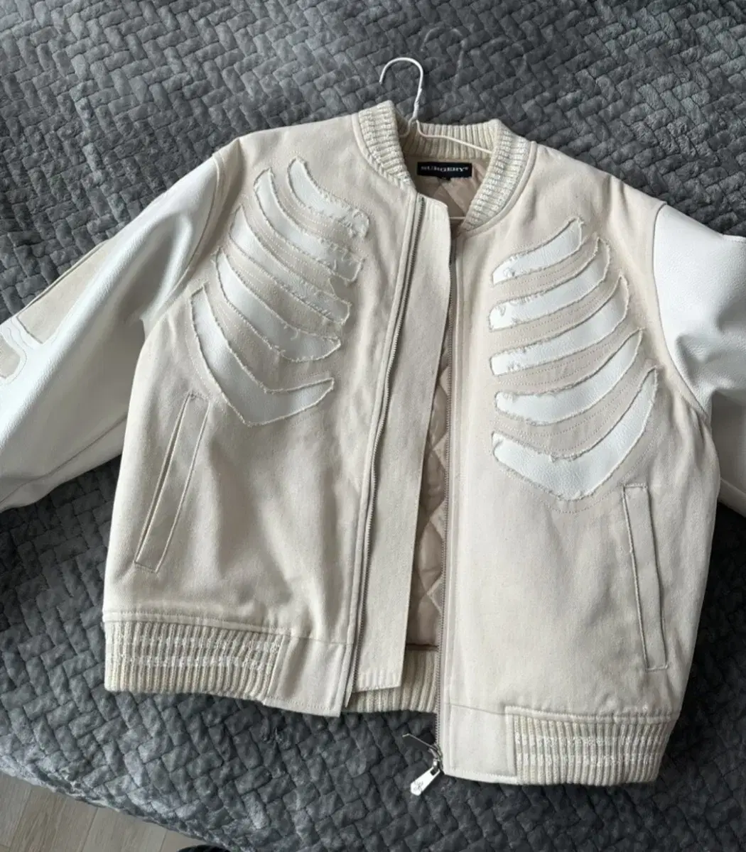 Serious Varsity Jacket Cream M