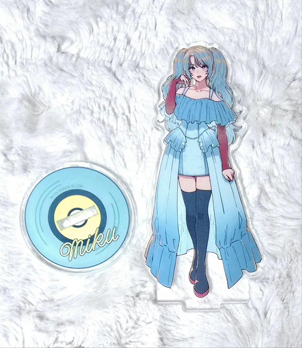 Hatsunemiku Acrylic Stand Kuji sell Vocaloid Bussing