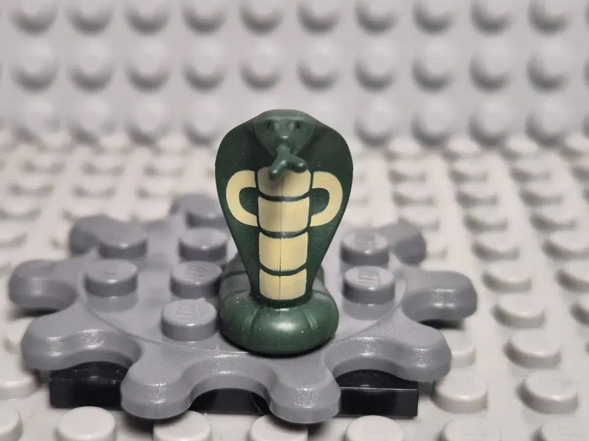 [LEGO] Animal Props Bambam Cobra 18824PB01