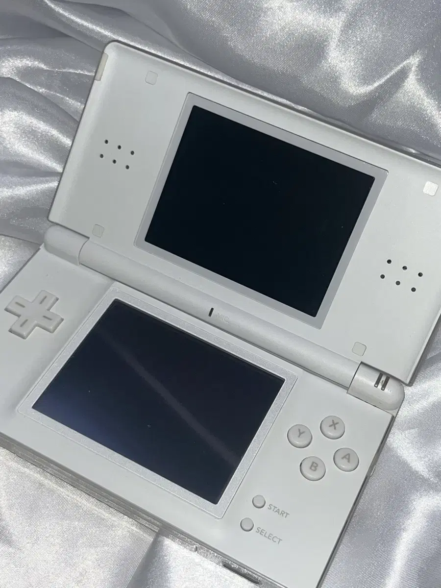 닌텐도 DS lite 화이트