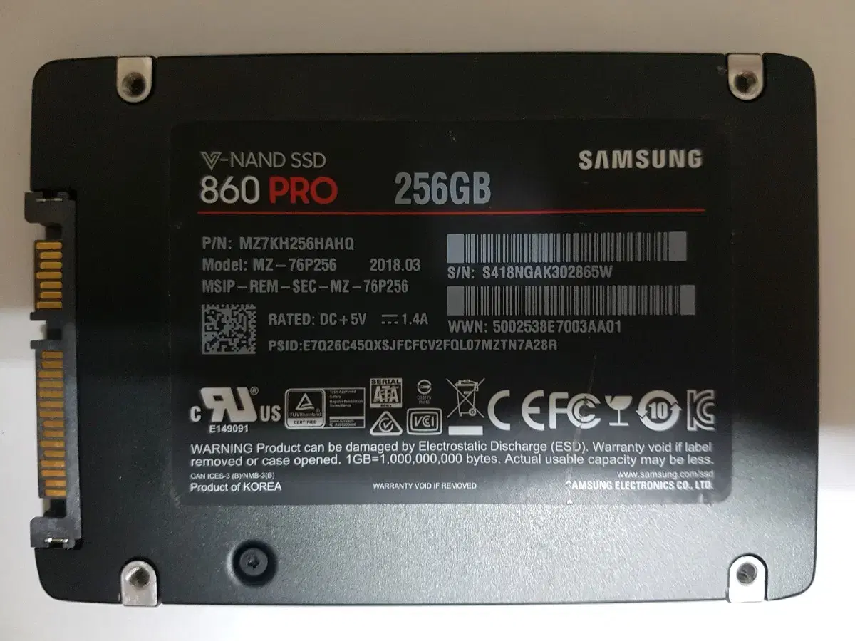 삼성 860 PRO 256GB SSD (MLC 방식 고급모델) 팝니다