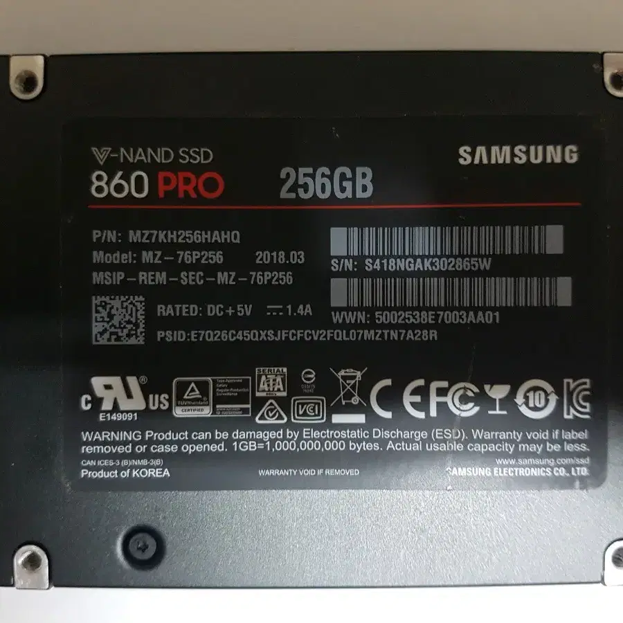 삼성 860 PRO 256GB SSD (MLC 방식 고급모델) 팝니다