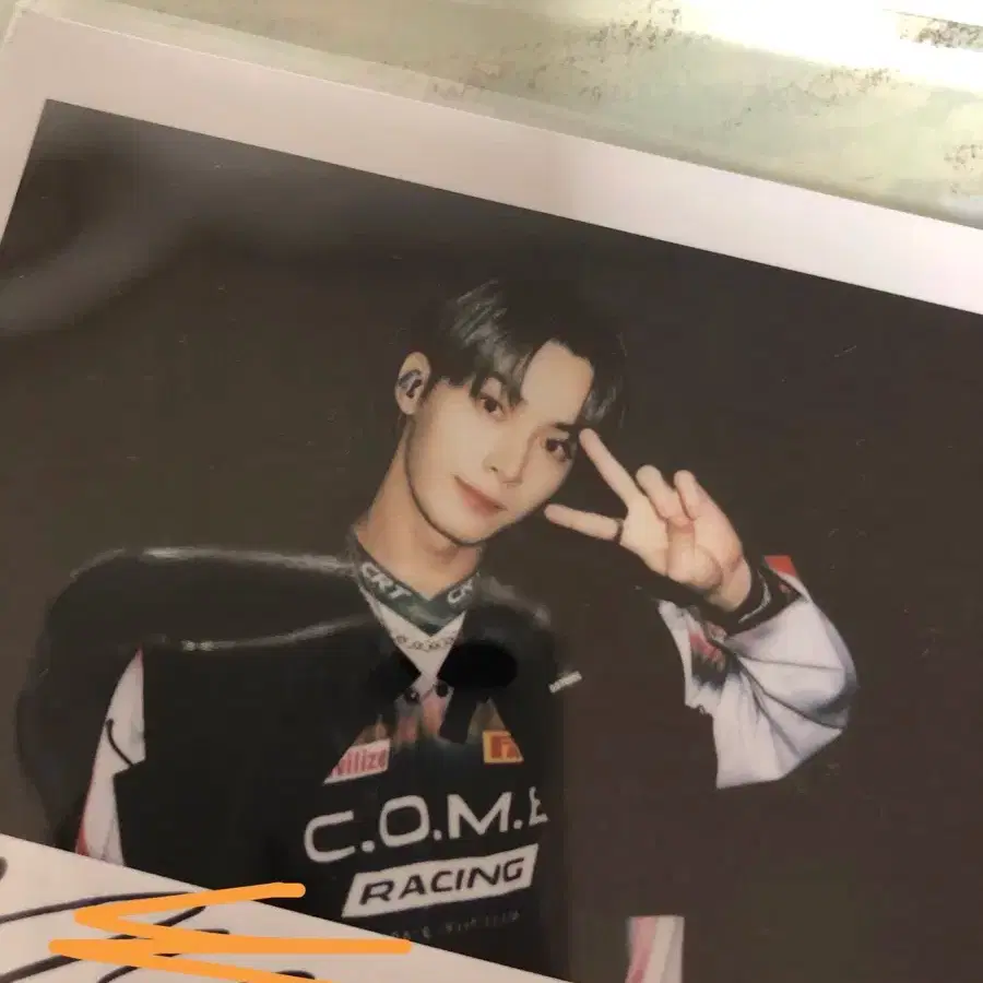 OMEGAX ハンギョム ポラロイド