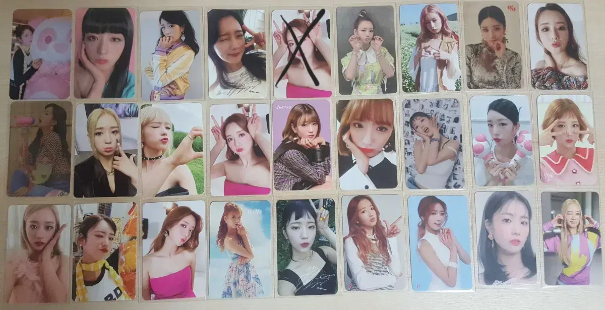 Apink yoon bomi photocard sells!