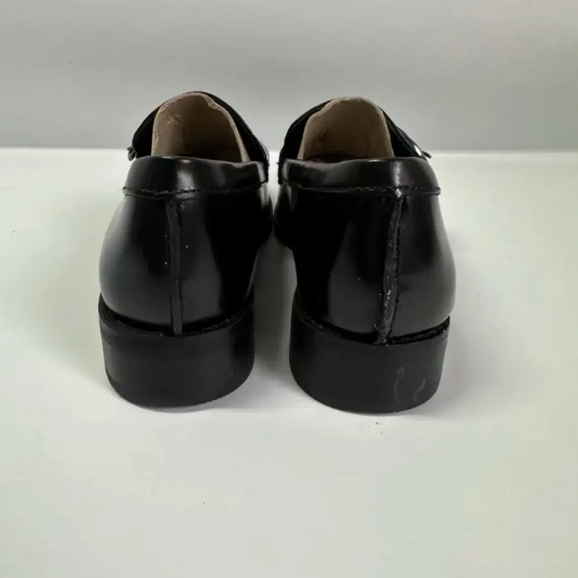 [245] Clarks Ria Steps 유광블랙로퍼