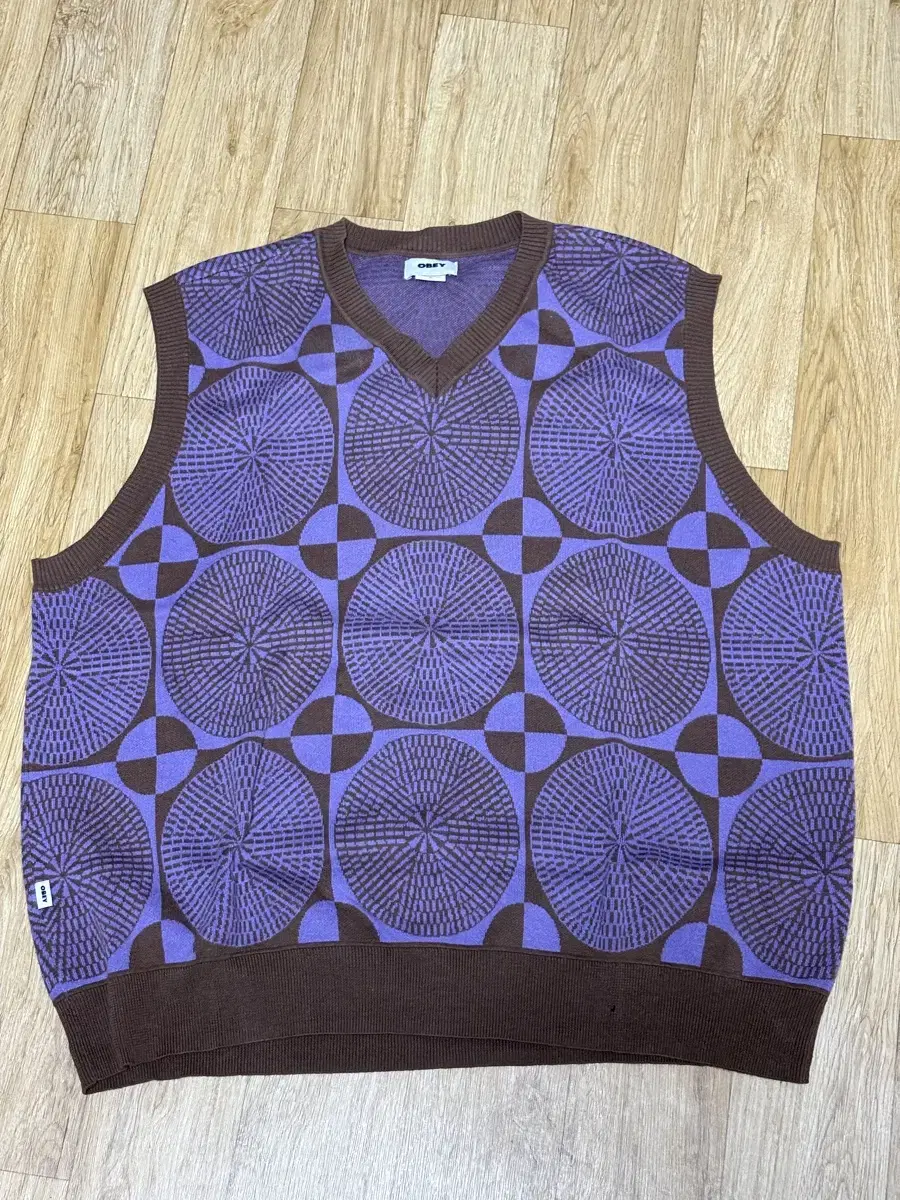 [XL] Obey Knit Vest