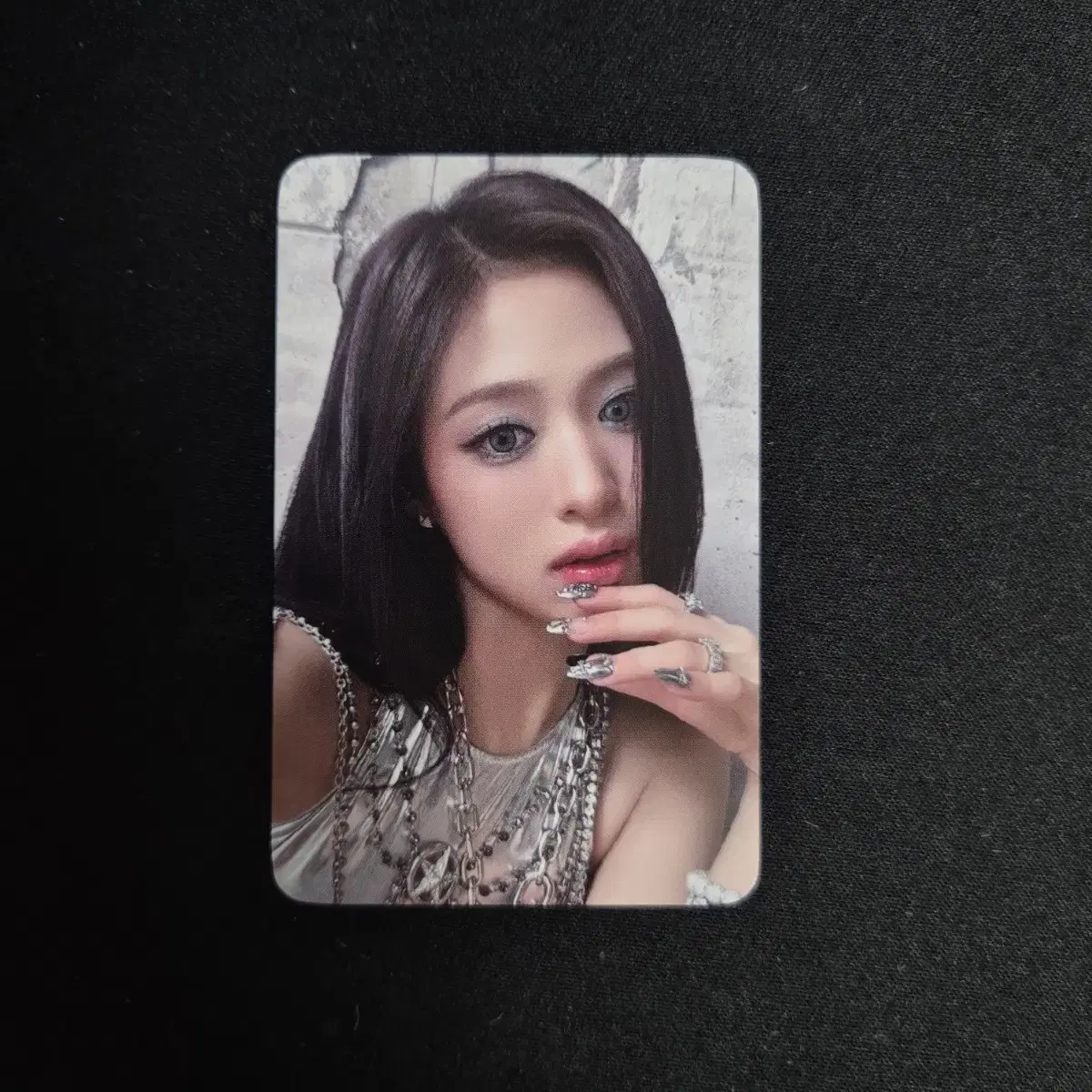 Baby Monster Ahyeon photocard with muu luckydraw ld unreleased photocard Bemon Drip