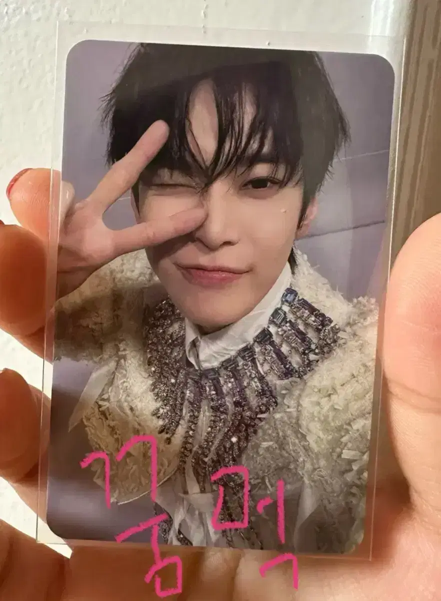 NCT 127 Fact Check Chandelier doyoung photocard WTS