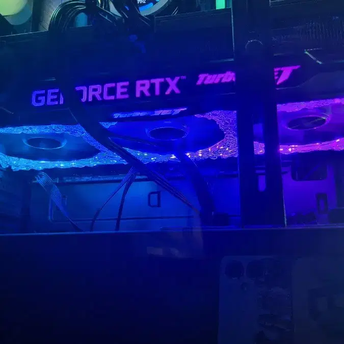 RTX3070 슈퍼젯   (일명보석바)