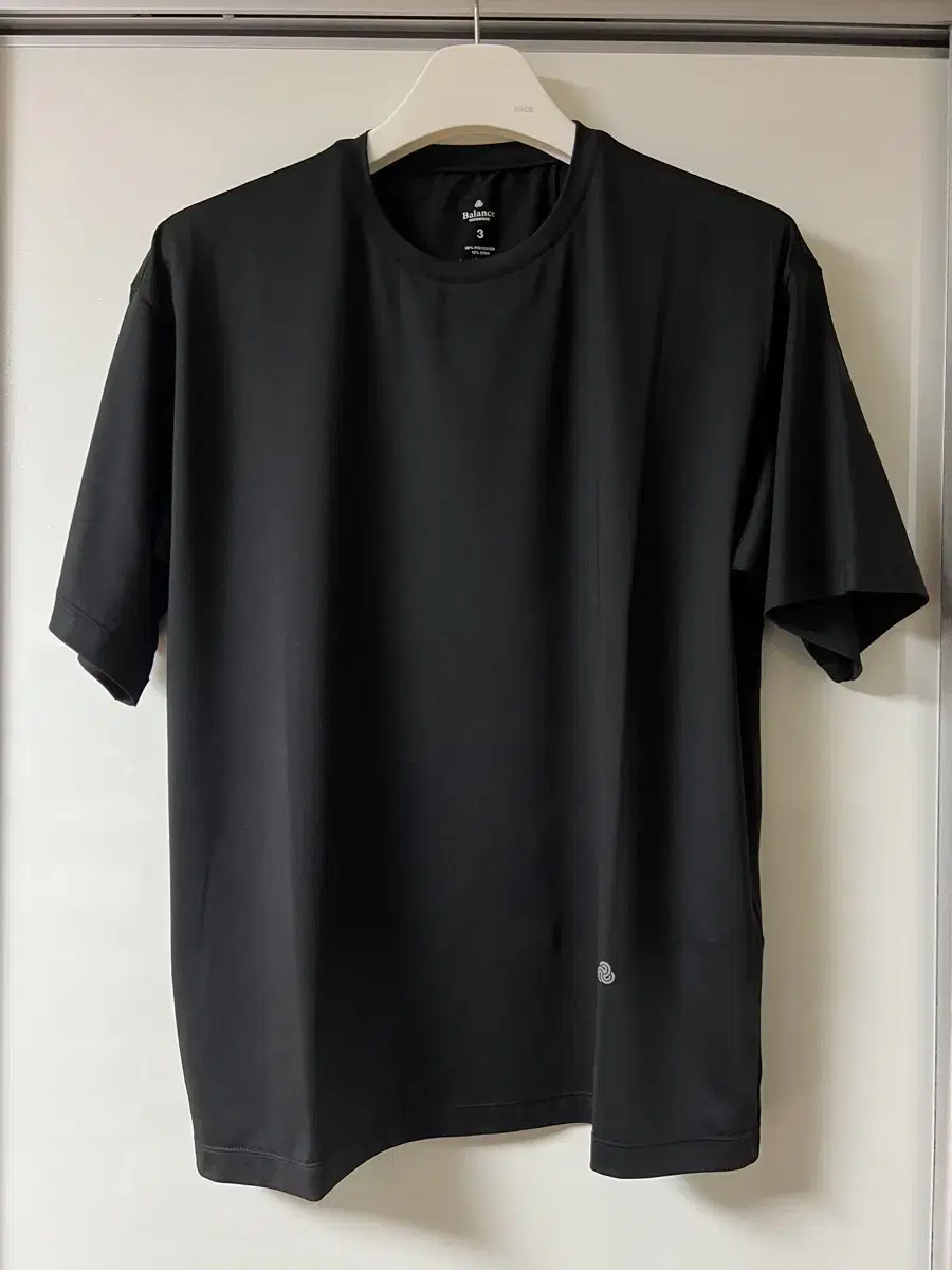 [3] Brownfield Balance Short Sleeve Black