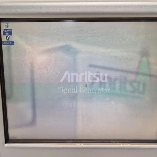 Anritsu MG3710A Vector Signal Generator