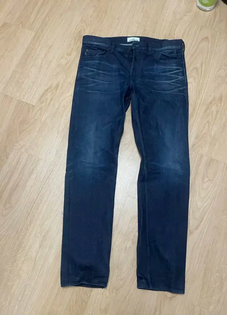 [Quick sale] Genuine Stone Island jeans size 36 for sale.