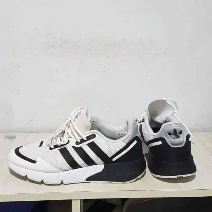 택포 255/260 A급 정품 ADIDAS BOOST 왕쿠션 운동화