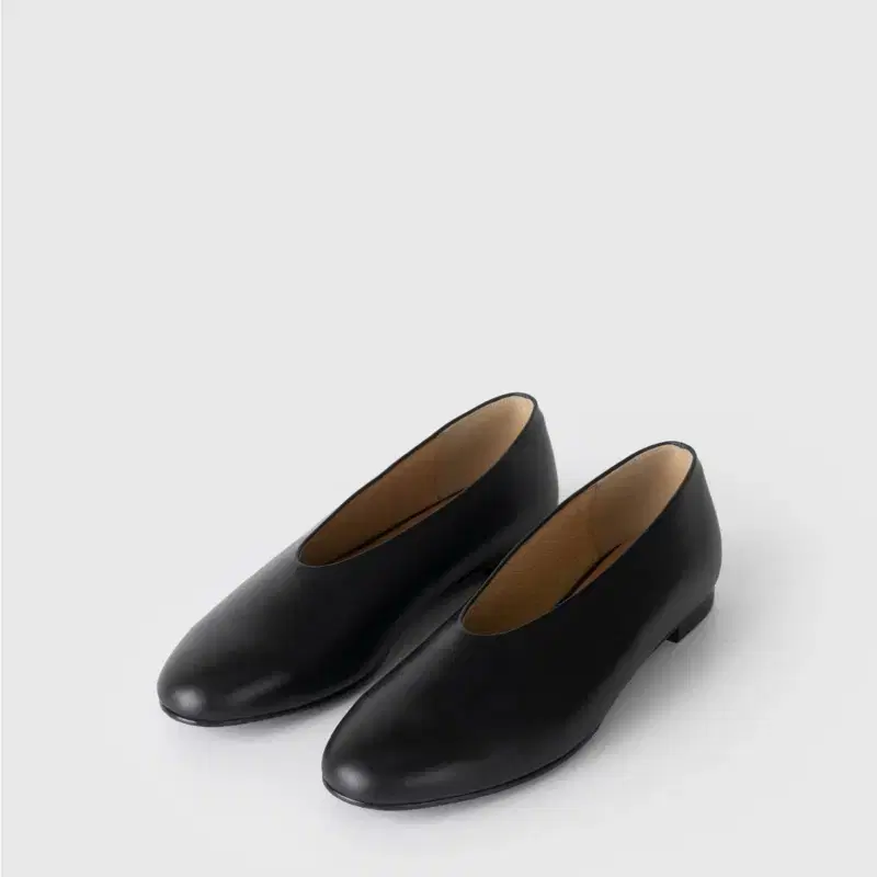 LEMEL Alcea Leather Flat in Black