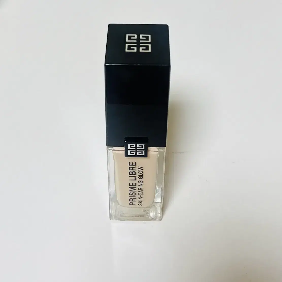 지방시 프리즘 리브르 스킨케어링 글로우 파운데이션 30ml (1-N80)