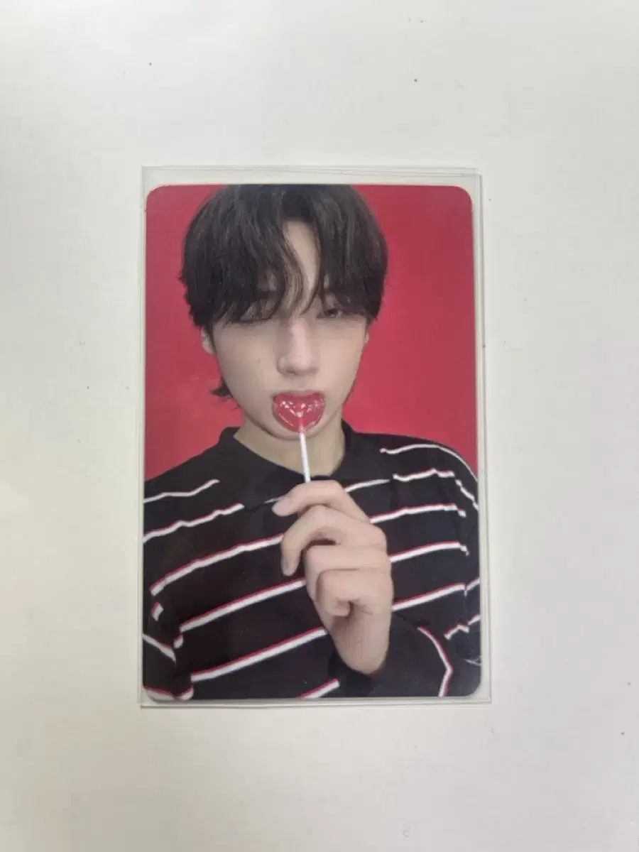 Hueningkai Rubber Photocard (+Dom)