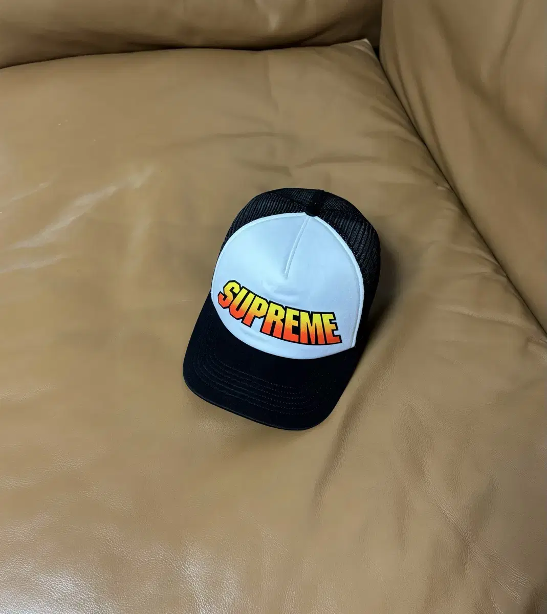 Supreme 슈프림 6패널 볼캡 모자 (Gradient Logo)