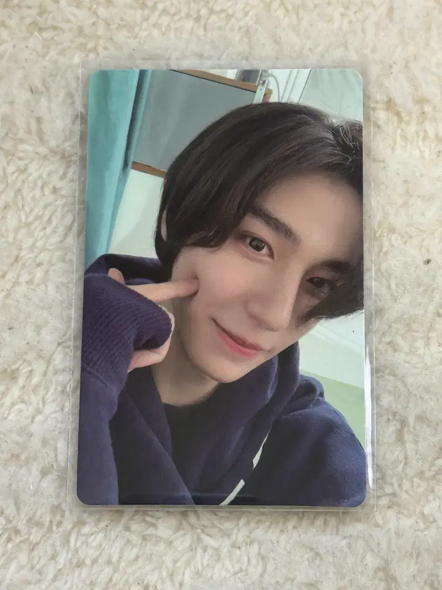 boynextdoor boynextdoor leehan who who m2u luckydraw m2u photocard