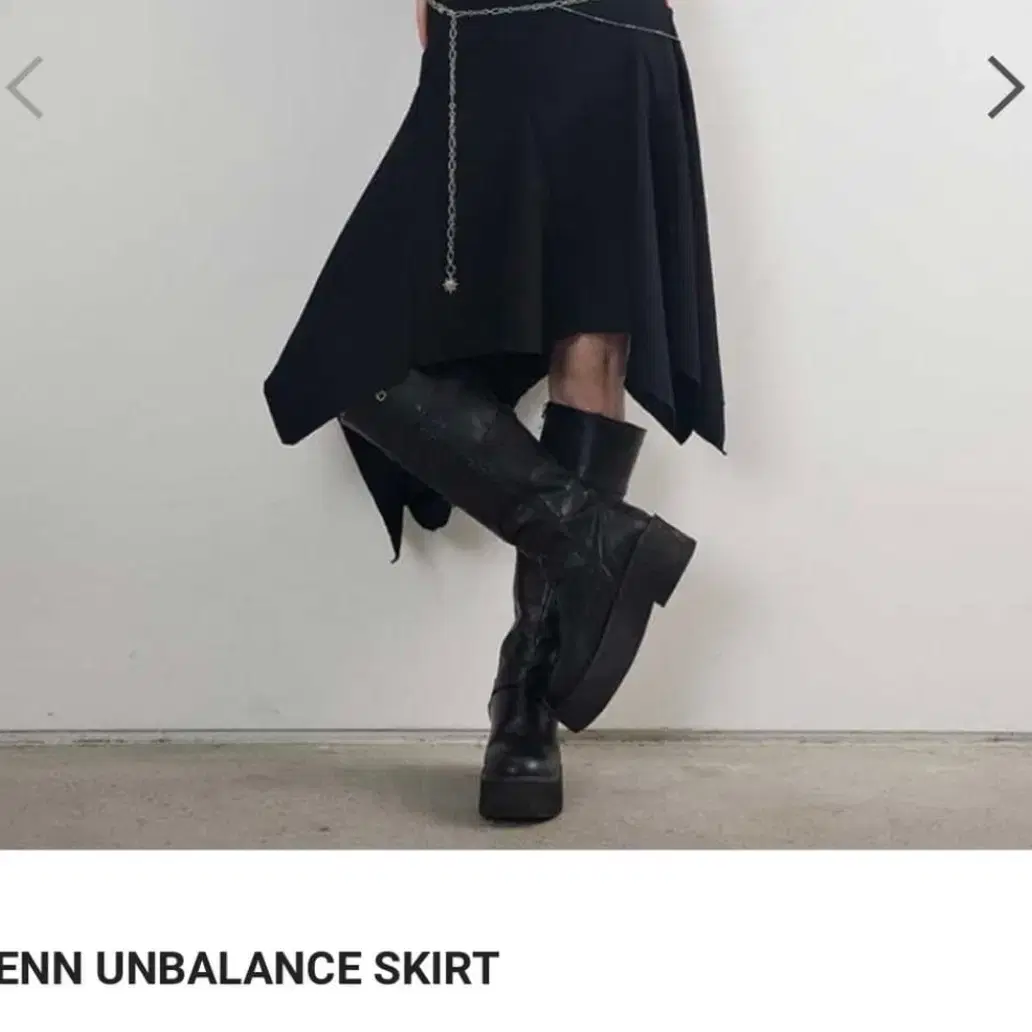 애즈온 DENN UNBALANCE SKIRT + 허리체인