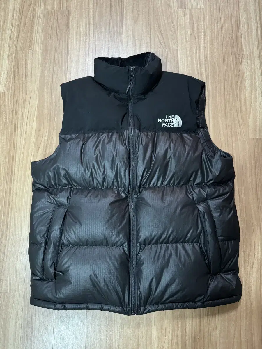 [2XL] The North Face White Belle Knapsack Down Vest