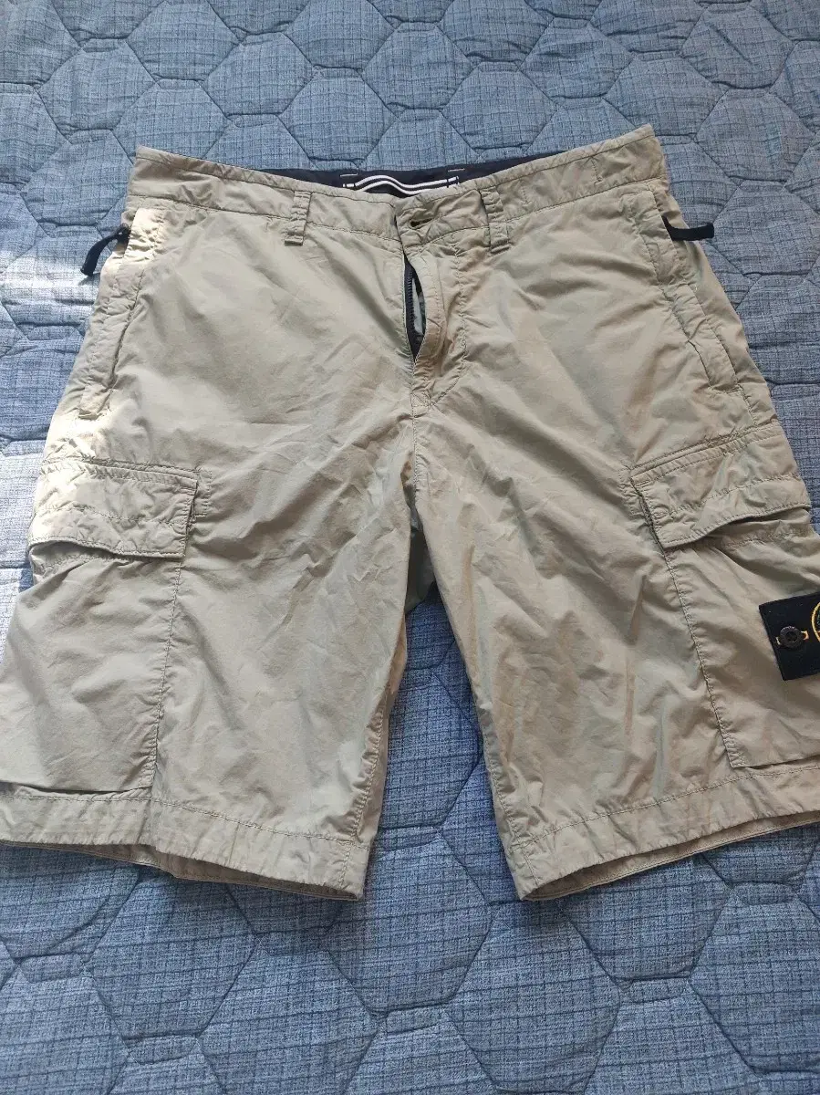 (Tappo)23SS Stone Island Bermuda Cargo Shorts 30