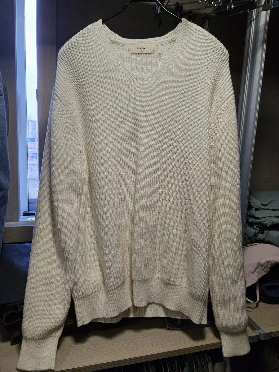 2 Fabregas Ivory V-Neck Knit