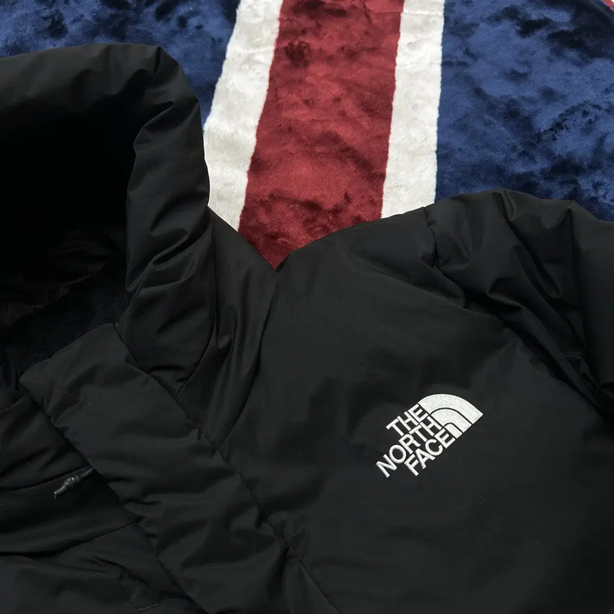 [XL]The North Face Outlite Hoodie Padded/Black