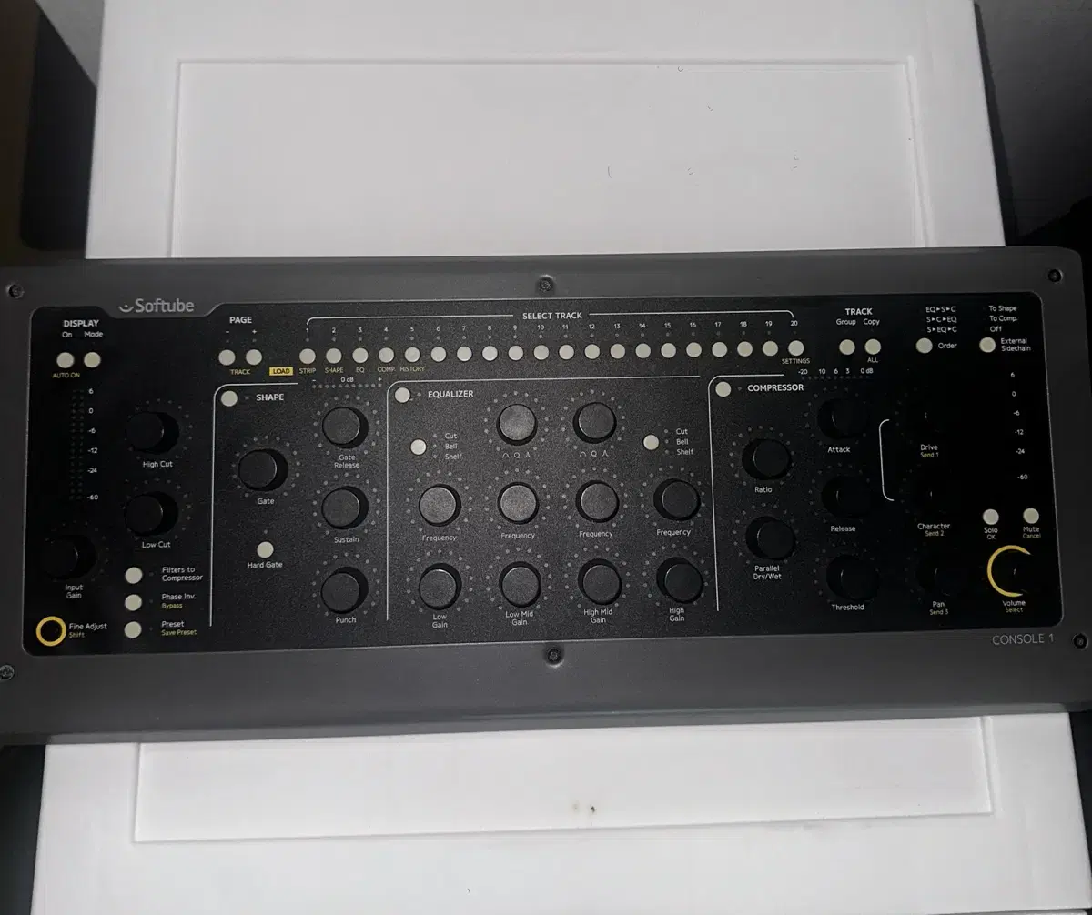 Softube console 1 소프트튜브 콘솔 1 판매합니다