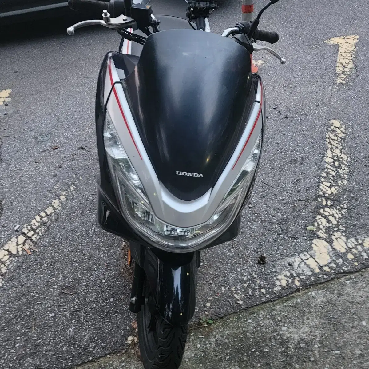 PCX125 16년식 팝니다