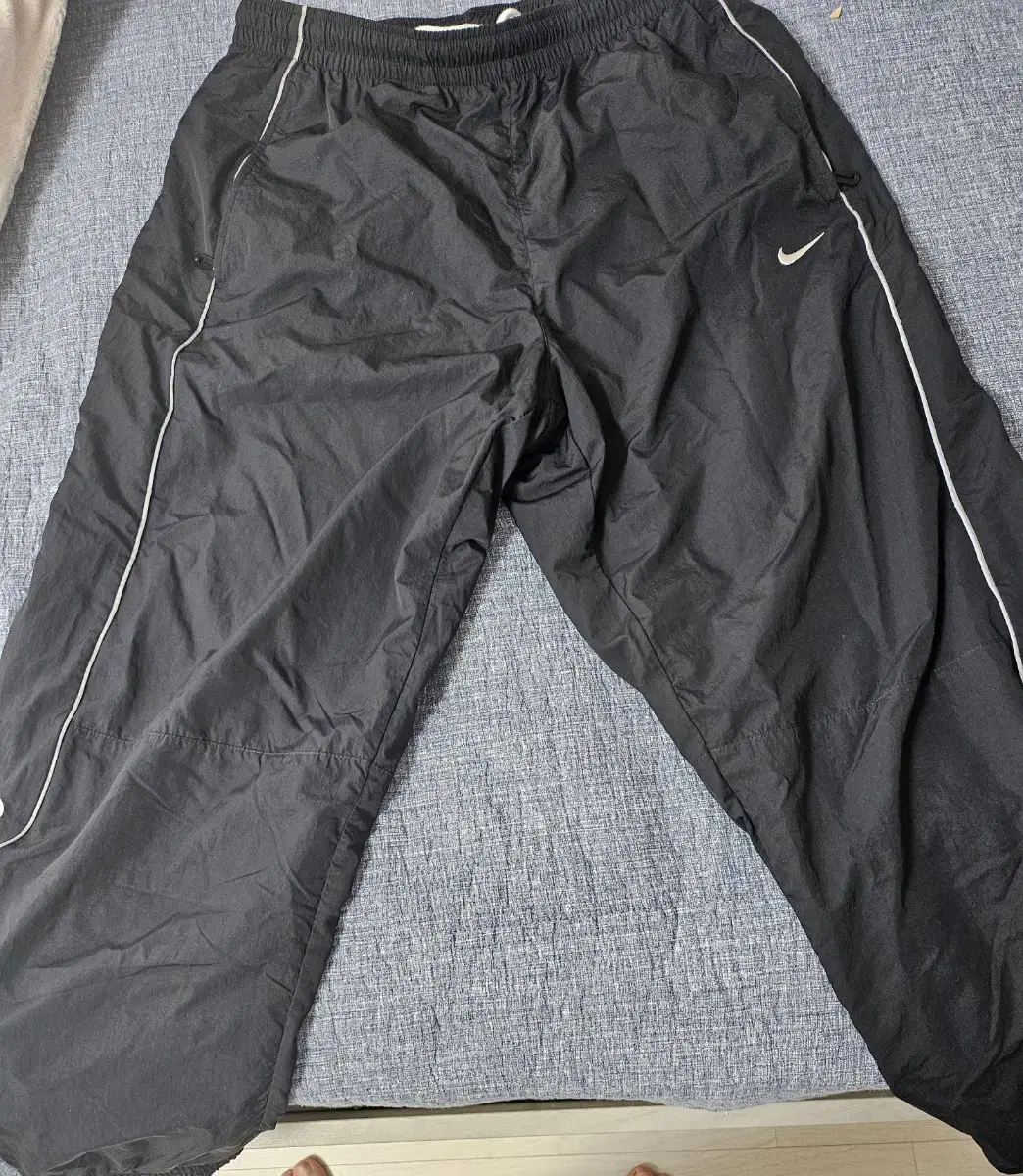 Nike Solo Swoosh Track Pants L