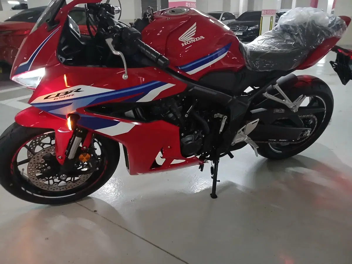 CBR650R 신품 E-CLUtch모델