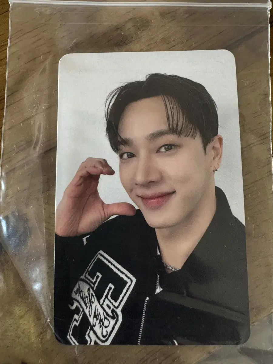 Highlights lee gikwang offline unreleased photocard Photocard