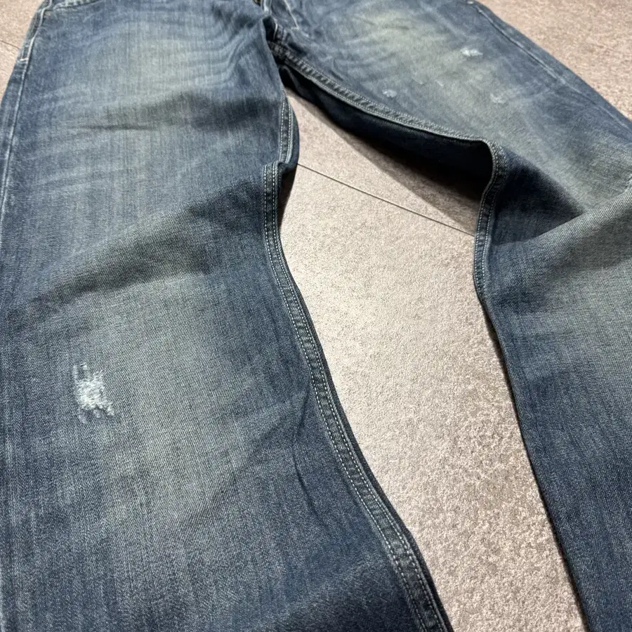 33inch/ Diesel Denim industry jeans/ D4