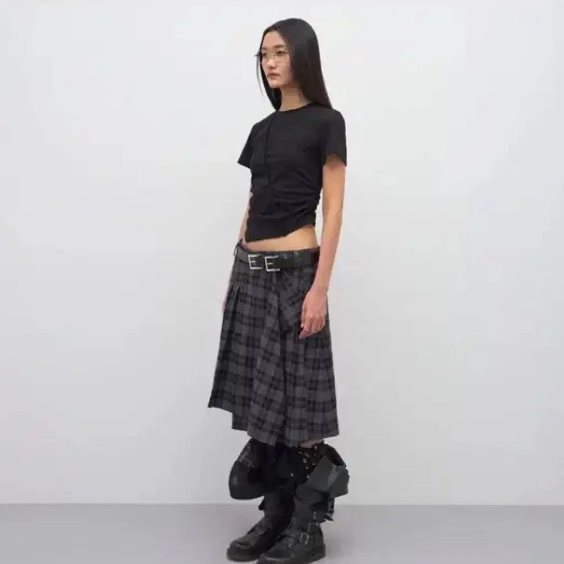 LCDC TM 엘씨디씨티엠 checked pleats midi skirt