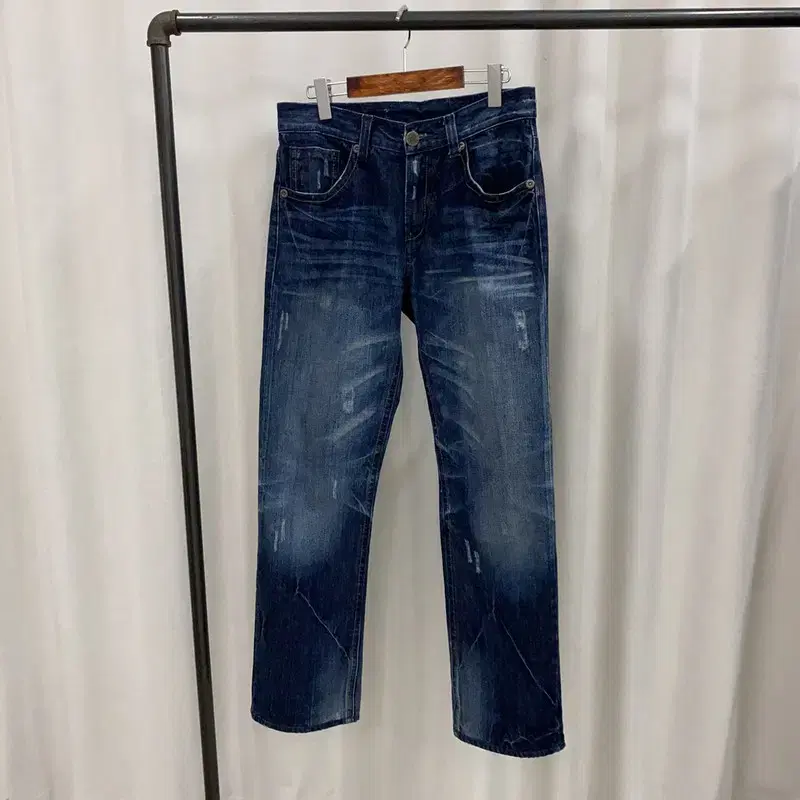 Bucker Lew Washed Denim Jeans 32" A06552