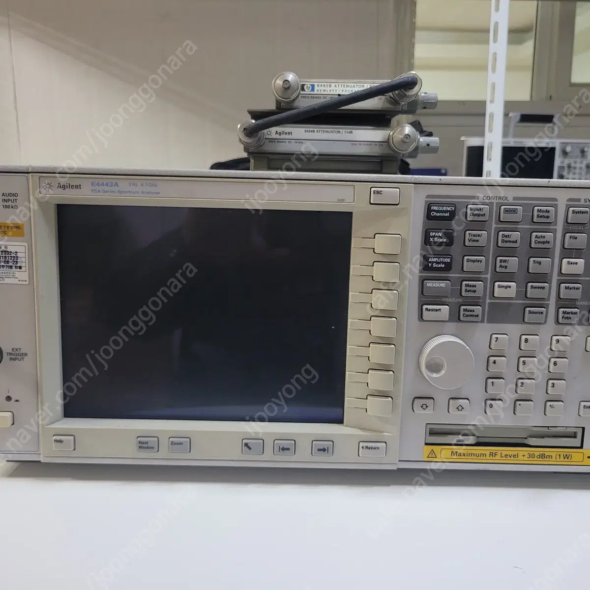 Agilent 스펙트럼 아날라이저(모델명: E4443A)