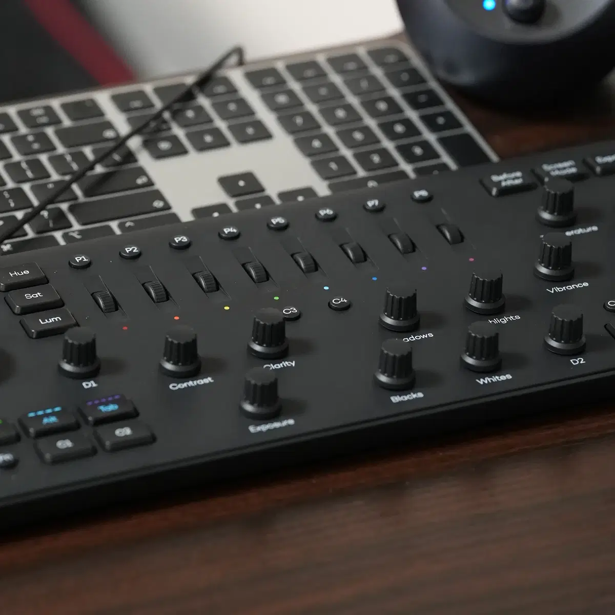 루프덱+ Loupedeck+ 스트림덱 대체용 색보정 패널 컨트롤러