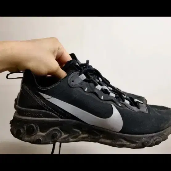 나이키 리액트 엘리먼트 SE 55 블랙 REACT ELEMENT (250