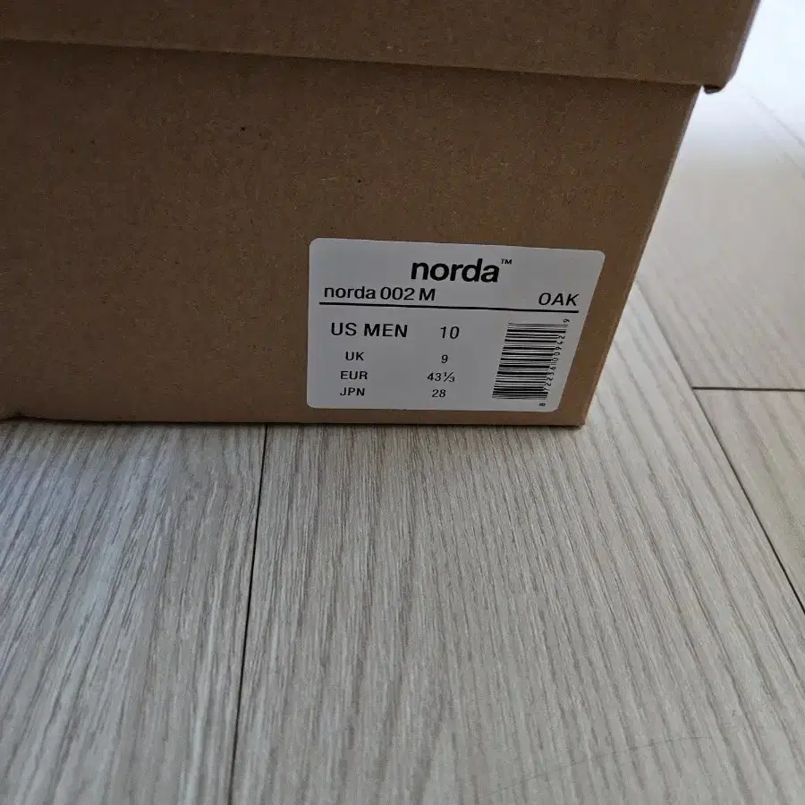 norda 002 오크 280 us10 팝니다. 노다002