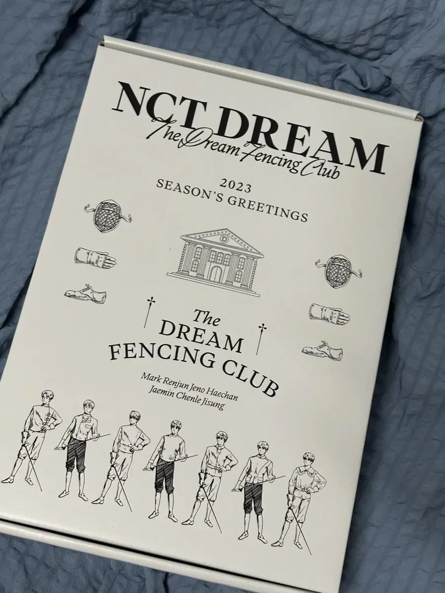 NCT Dream 2023 season's greetings unsealed + Group Photocard