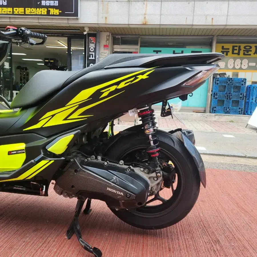 L - 구동계 튜닝된 22년식 PCX125 ABS모델